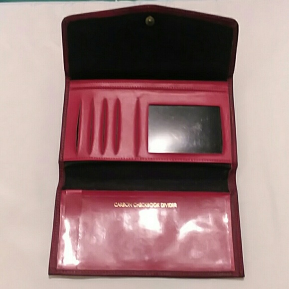 Royalle Collection Leather Wallet - Picture 2 of 5